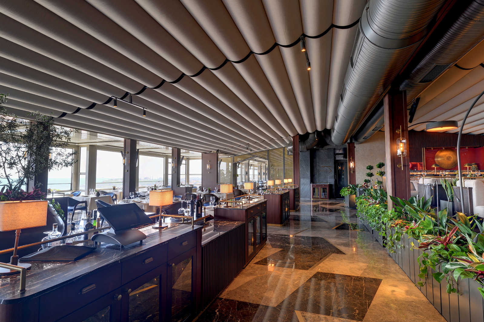 IZAKA RESTAURANT